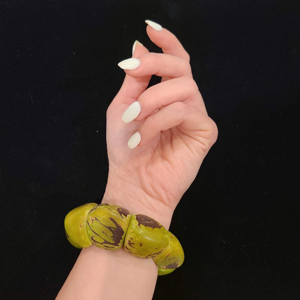 Green and Brown Stone Stretch Bangle Bracelet - Picture 4 of 5